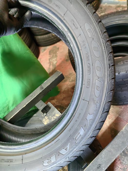 235/50R17 Goodyear 7,2-7mm 2021-20 stare foarte buna