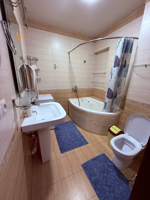 Срочно вторичка 3ком. 86м² этаж 3/5 закрытй двор ор-р Госпитальный