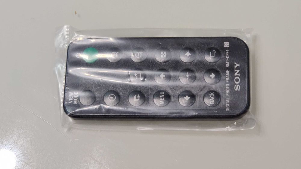 Фоторамка Sony S-Frame DPF-D70