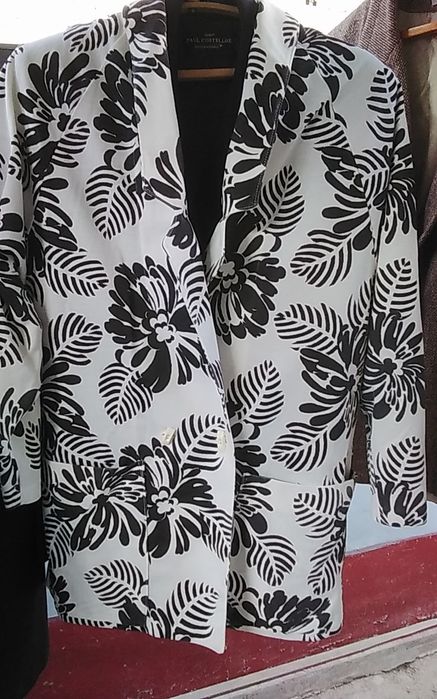 Продаем женскую одежду на осень.