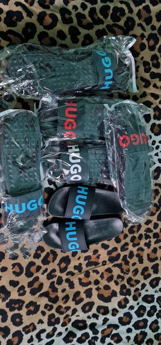 Vand slapi dama si barbat