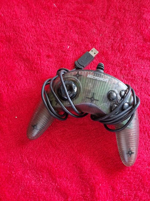 Joystick  / manetă pentru jocuri.  Pret/ bucata