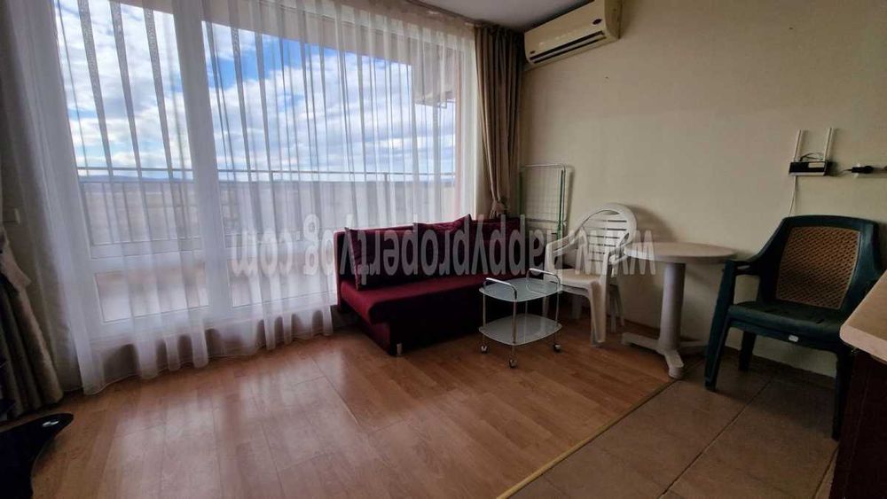 Продава се Двустаен апартамент в к.к. Слънчев бряг - 53 кв.м за 1170 €/кв.м - Снимка #3