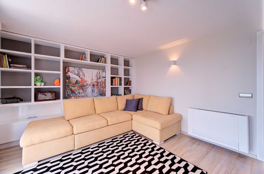 Дава се под наем Къща в Варна, Нептун - 430 кв.м за 510 € - Снимка #13