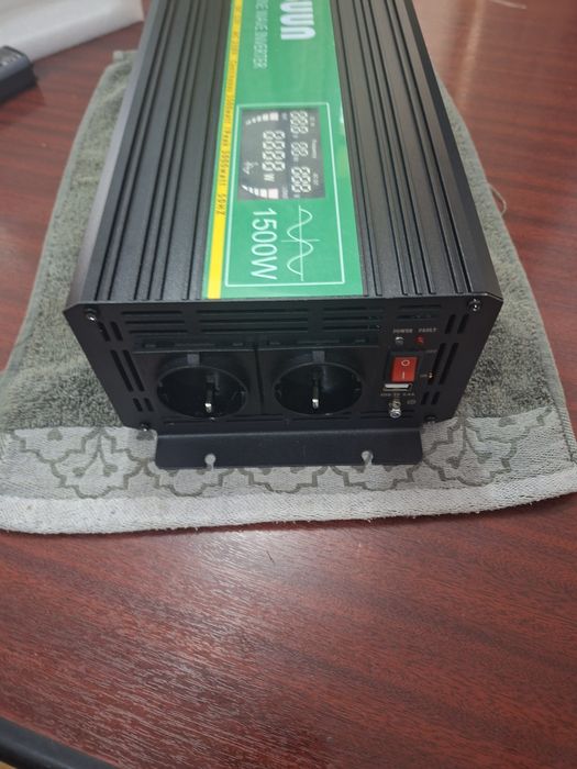 Invertor curent 12v la 230v 3000w