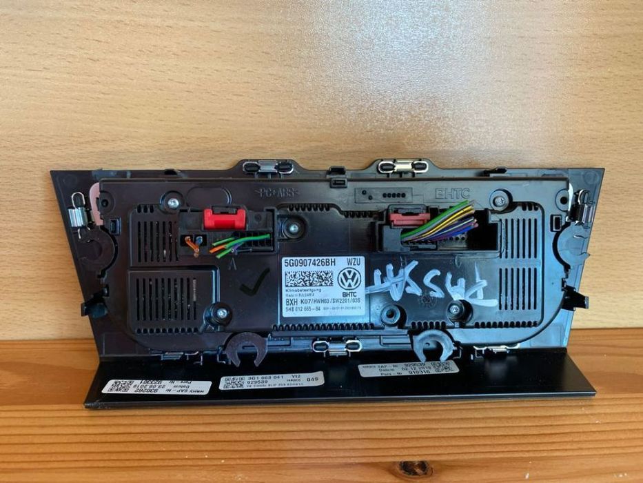 - Panou A.C - VW PASSAT B8/VW GOLF VII