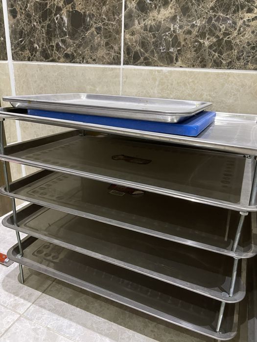 Подносы нержавеющие