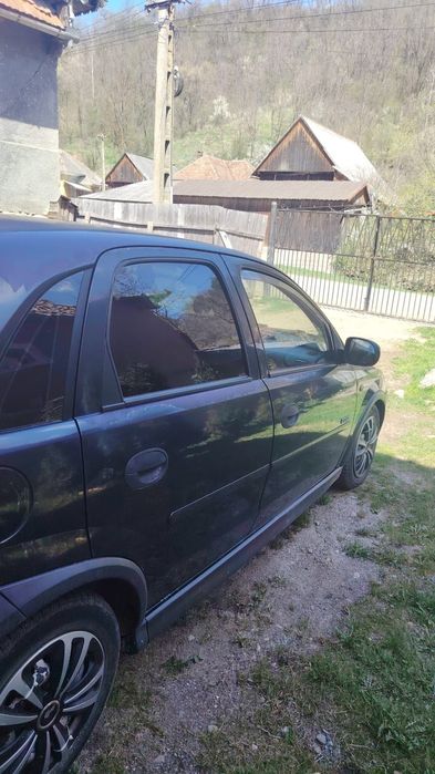 Vând Opel CORSA 1.2