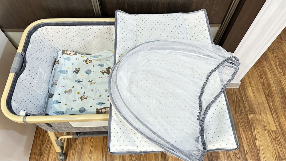 Продам Манеж за 7000