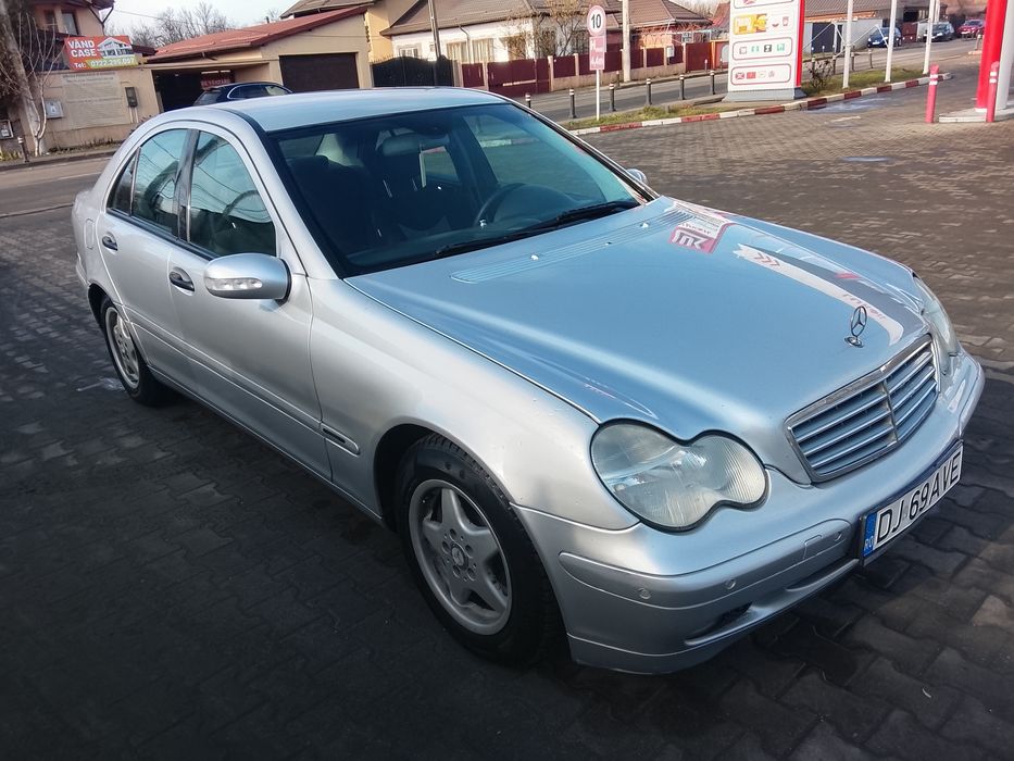 Vând Mercedes Benz kompresor