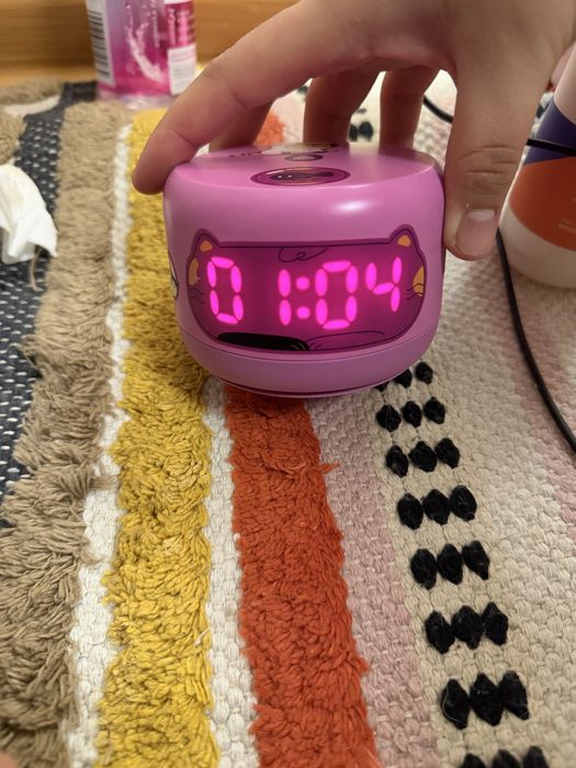 Продается станция Алиса имеется свой адаптер