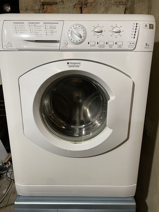 Стиральная машина ARISTON