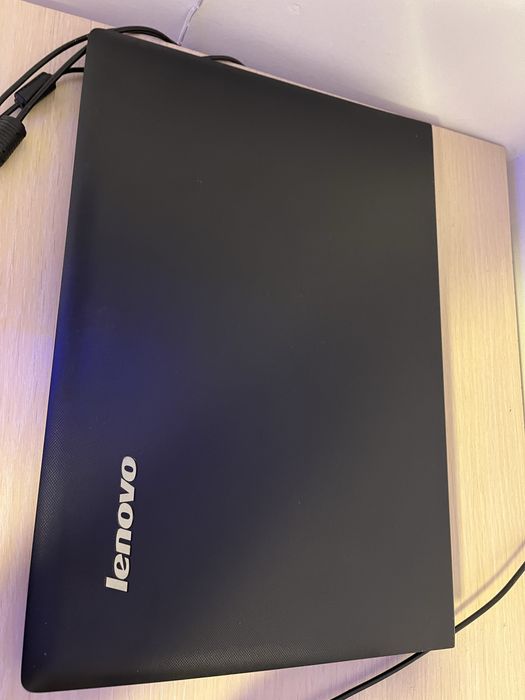 Laptop Lenovo G50-80 cu SSD in stare buna