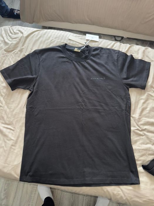 Tricou essentials