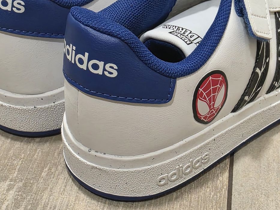 Adidas  Grand court Marvel Spider-man