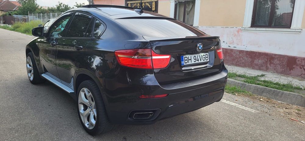 De vanzare bmw x6 35d 286 de cai