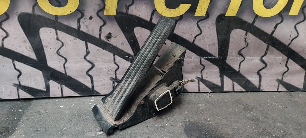 Pedala acceleratie Smart fortwo 451