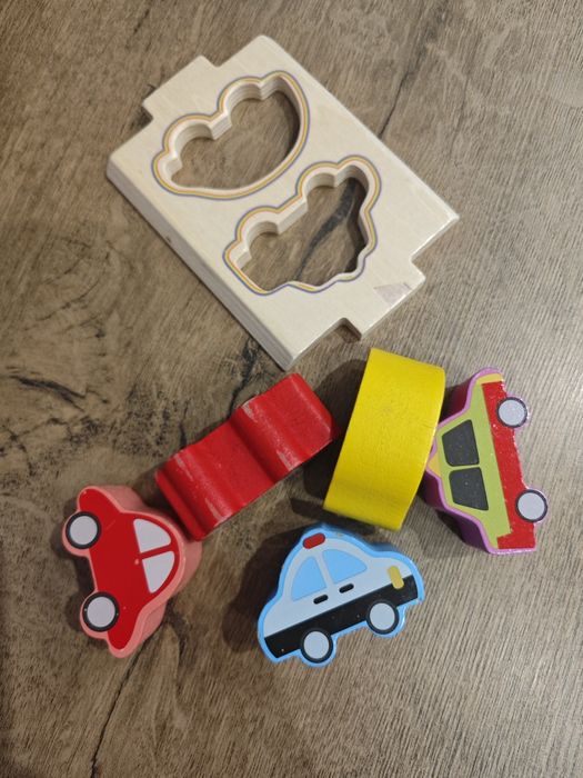 Детски играчки - конструктор, писта, музикална, блокчета и тн