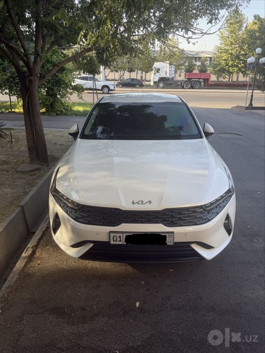 Продаю автомобиль марки Kia