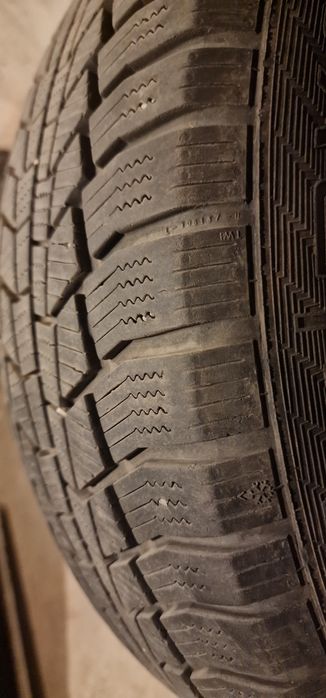 Зимни гуми 215 60 16