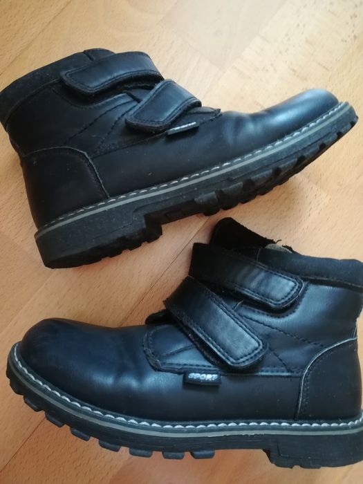 Черни боти номер 31 за момче