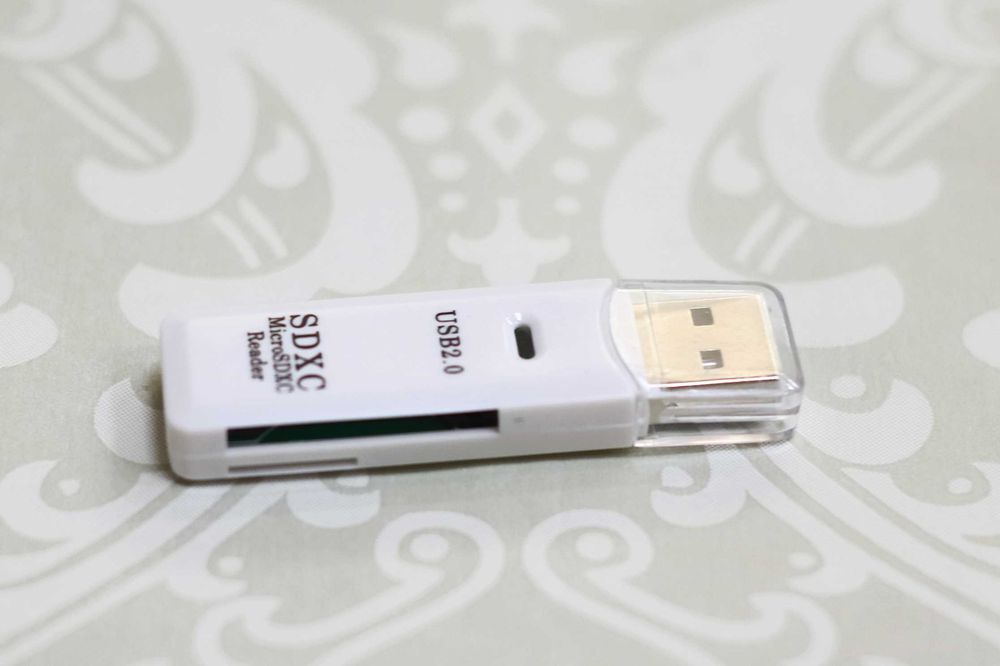 Cititoare carduri USB