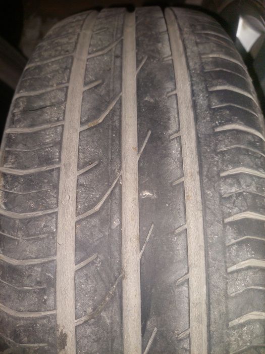Срочно продам летние шины