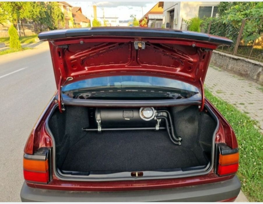 VW Passat B3 1.8 Benzină + GPL 1992