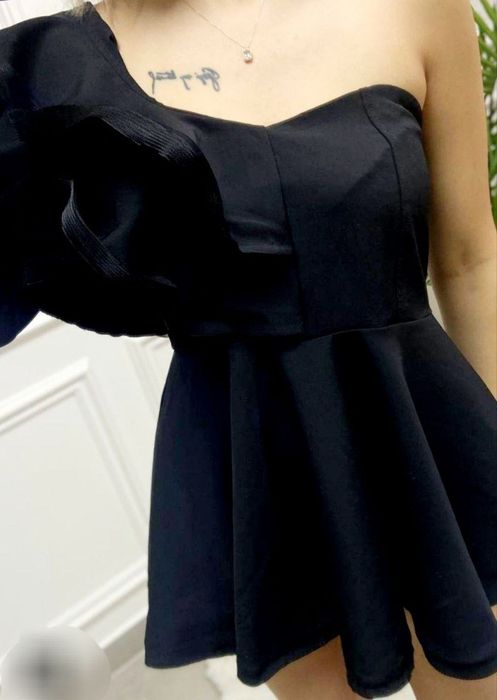 Шикарная вечерная кофта одета 1раз куплена в бутике за 80$