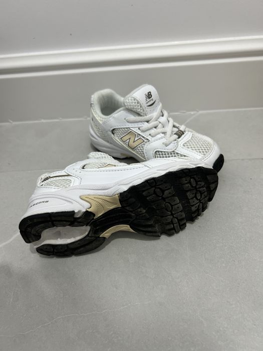 New Balance copii marimea 26