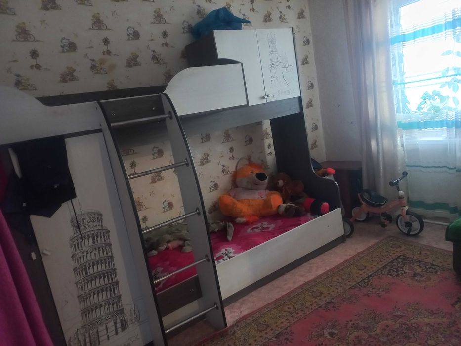 Детская кровать двухъярусная
