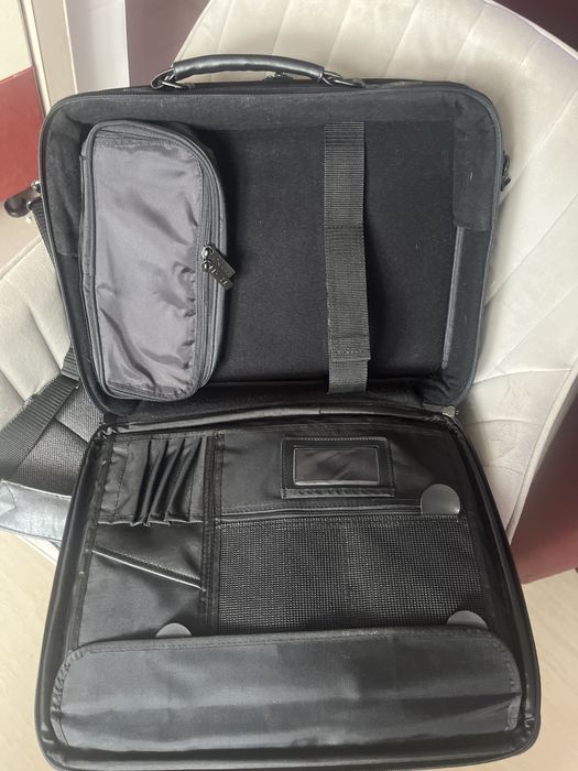 Vand geanta laptop DELL diagonala 49 cm