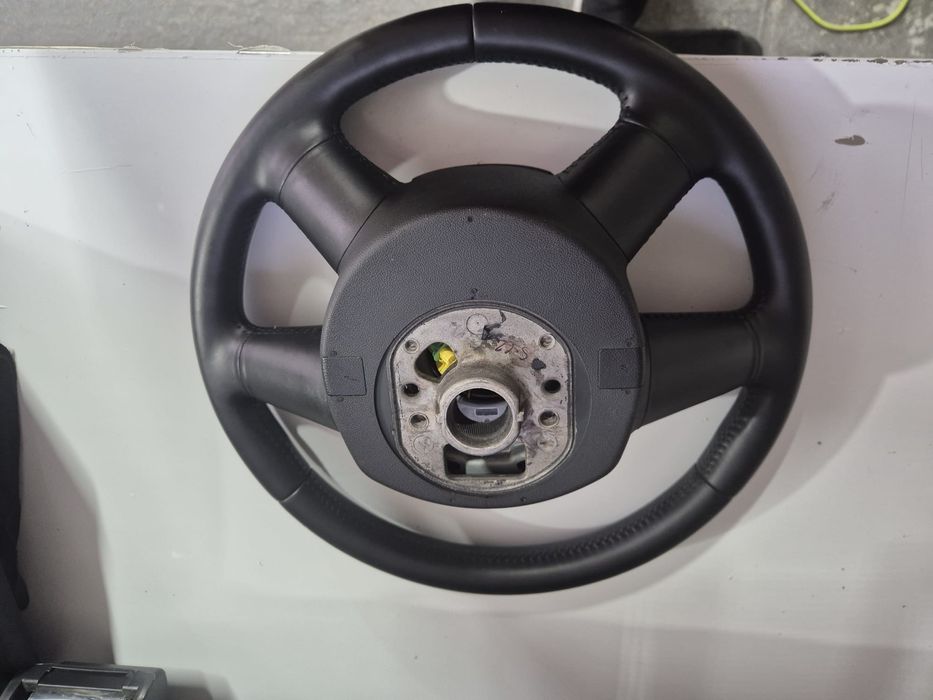 Vând volan cu airbag audi a 4 b8