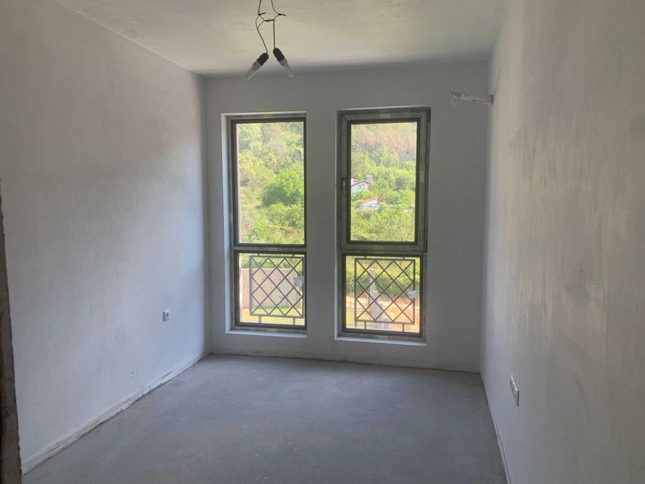 Продава се Двустаен апартамент в Карлово - 76 кв.м за 814 €/кв.м - Снимка #6