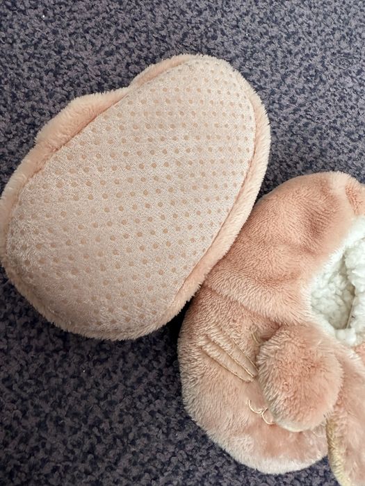 Бебешки пантофки