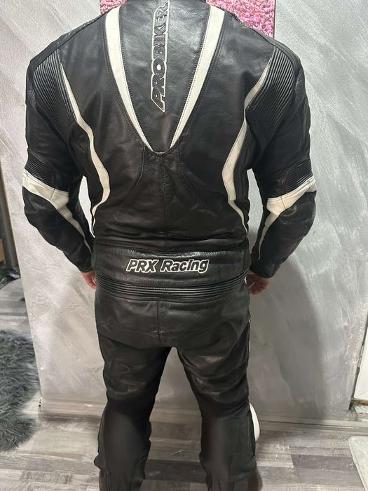 Екип за пистов мотор