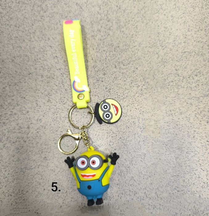 Шампоани със Миньоните;ключодържатели,фигурки,плюшени -1,2лв,5лв-9лв/б