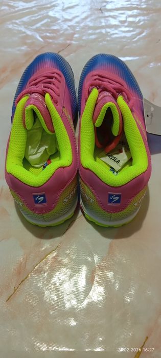 Футзалки KAJILA мультиколор.