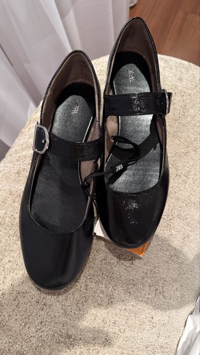 Туфли кожаные новые Zara