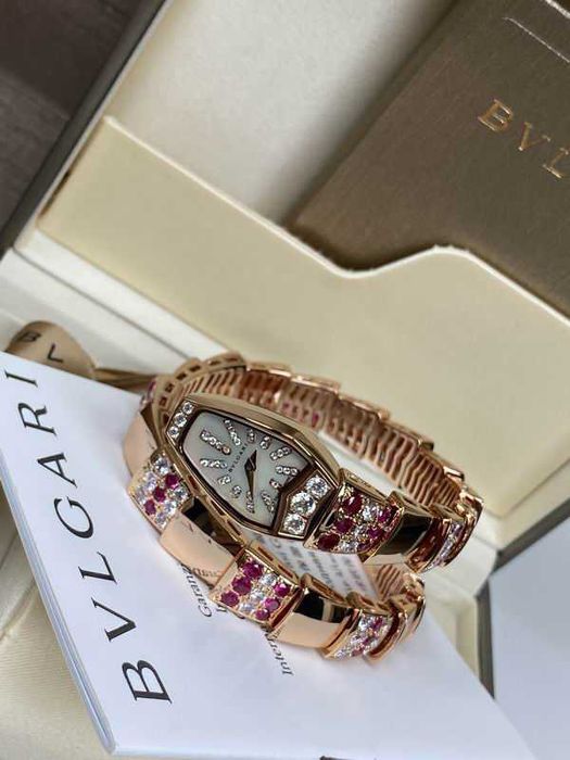 Кварцов дамски часовник Bvlgari Serpenti Jewelry