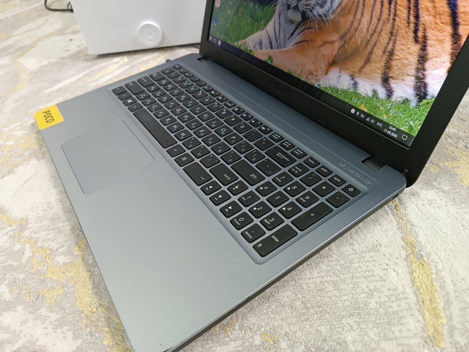 НОУТБУК Asus Windows 10.