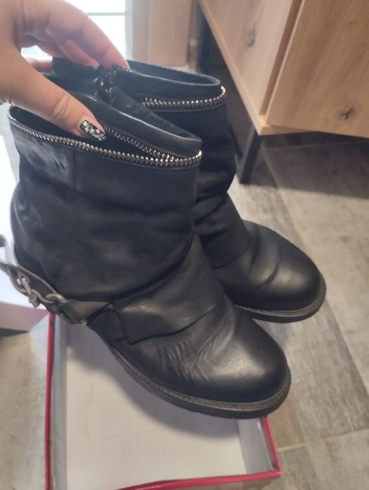 Боти естествена кожа