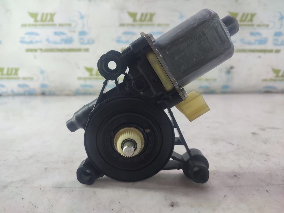 Motoras macara stanga fata 5Q0959801B Volkswagen VW Golf 7 [2012 - 20