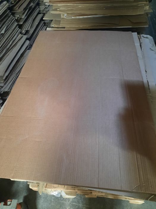 Подложка, картон.