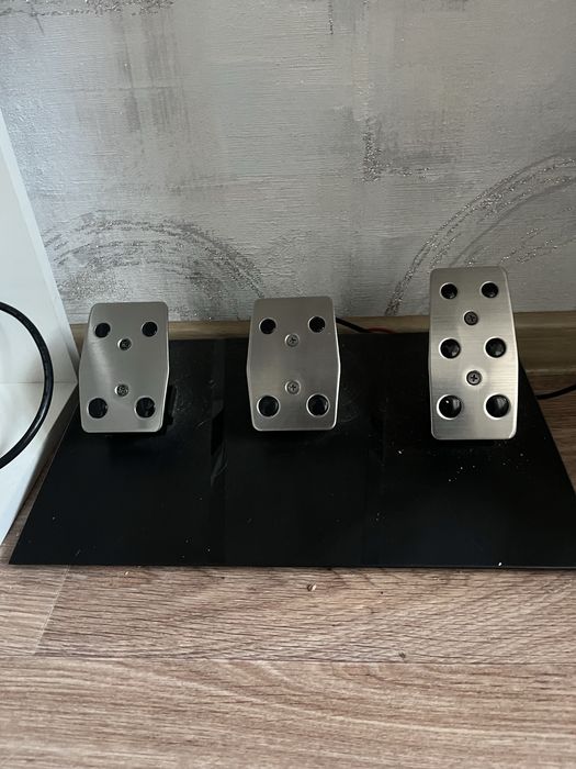 Продам игровой контроллер