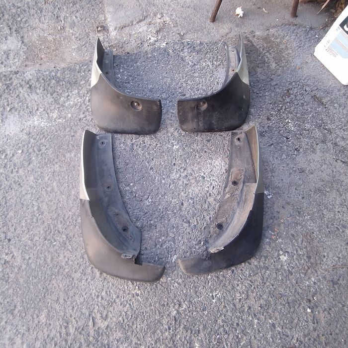 Автозапчасти брызговики