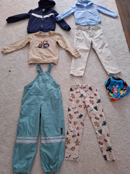 Pantaloni ,camasa ,salopeta ploaie