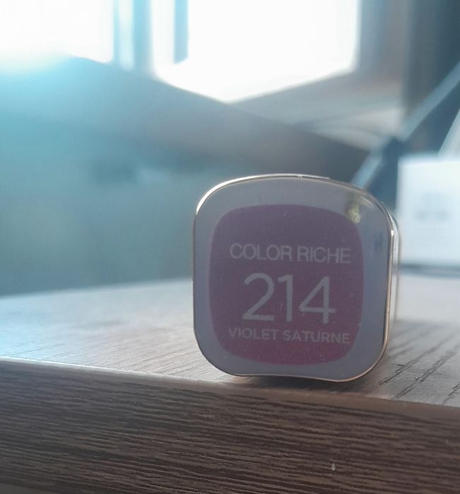 Помада L'Oréal Paris