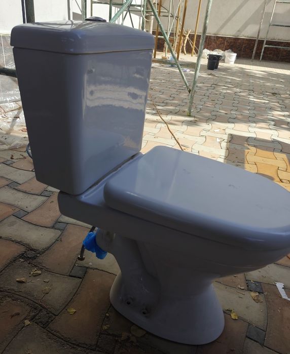 Унитаз б/у продаю