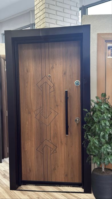 Входна врата с метална каса-Puzzle